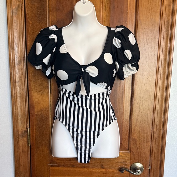 Chic Black and White Polka Dot One Piece Swimsuit - Picture 1 of 6